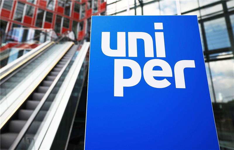 Uniper-Aktionäre stimmen für Einstieg des Bundes Weil das Unternehmen so angeschlagen ist, soll Deutschlands größter Gashändler Uniper verstaatlicht werden.