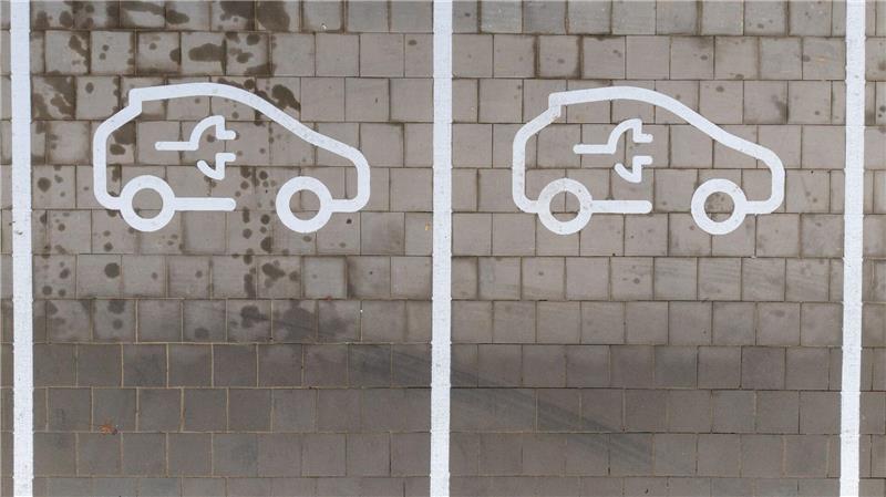 Weil es in China und den USA schlecht lief, sind die weltweiten Elektroautoneuzulassungen im ersten Quartal gesunken. (Symbolbild)