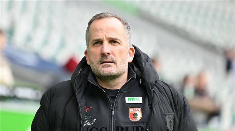 Erneute Pleite für Wolfsburg: 2:3 gegen den FC Augsburg Weiter im Aufwind: FC Augsburgs Cheftrainer Manuel Baum