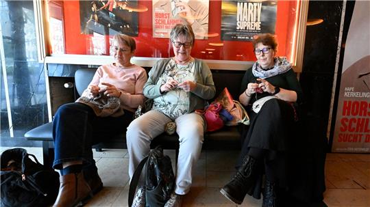 Welcher Film gezeigt wird, erfahren die Besucherinnen bei dem Kölner Event erst kurz vorher als Überraschung. 