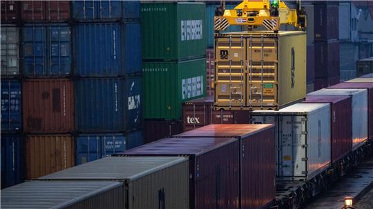 Weltweite Lieferketten sind empfindlich aufeinander abgestimmt. (Symbolbild) 