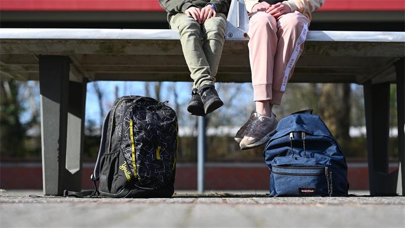 Weniger Hausaufgaben, bessere Schultoiletten und Digitalisierung - Kinder und Jugendliche haben klare Vorstellungen beim Thema Schule. (Symbolbild)
