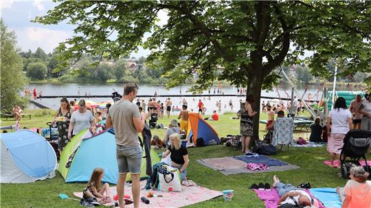 Wenn See- und Sommerfest ist, strömen Hunderte Menschen in das Waldseebad.