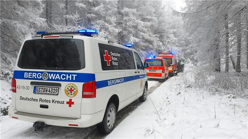 Ärger über leichtsinnige Ausflügler im Harz Wenn die Bergwacht zu Hilfe gerufen wird, geht es meist in unwegsames Gelände. Foto: Bergwacht St. Andreasberg