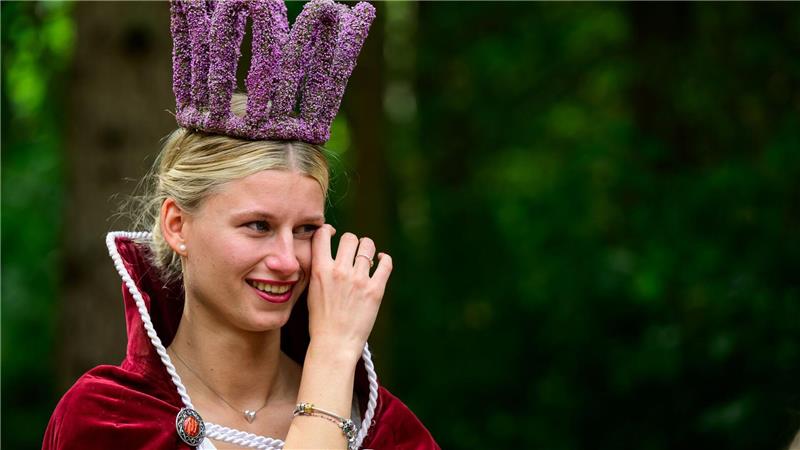 Wenn die Heidekönigin 2024 ihr Amt übergibt wird auch mal eine Träne verdrückt.