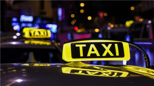 Wenn es dunkel wird in Goslar, könnte ein spezielles Taxi Frauen sicher nach Hause bringen.