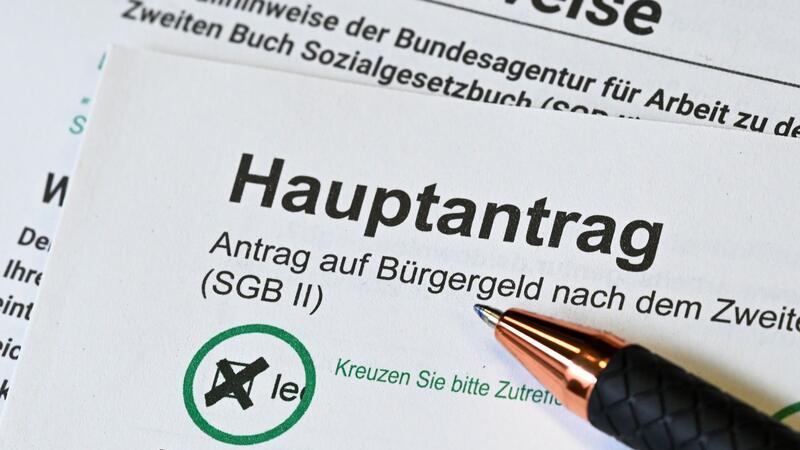 Vor Ampel-Runde zum Haushalt neue Debatte ums Bürgergeld „Wer Bürgergeld bezieht und gleichzeitig schwarzarbeitet, der muss hart sanktioniert werden.“