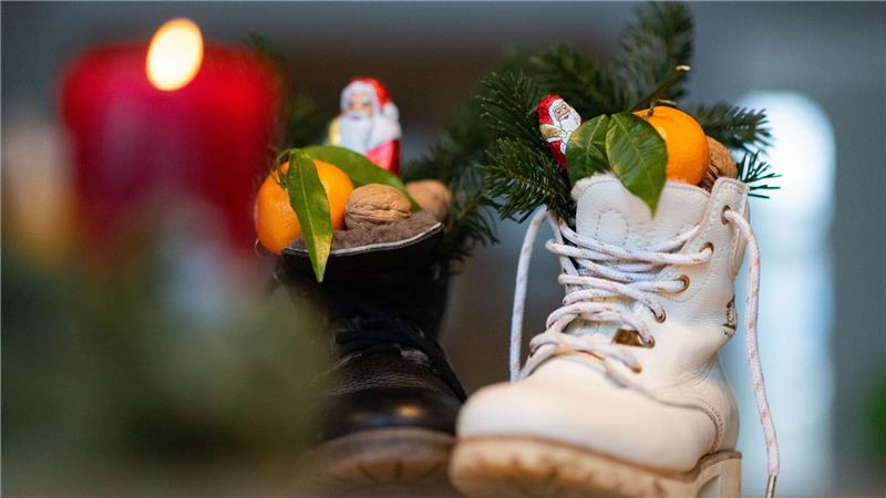 Preisschock zur Adventszeit – Schoko-Lust wird teuer Wer Nüsse und Früchte in den Nikolausstiefel packt, kommt teilweise günstiger weg. (Symbolbild)