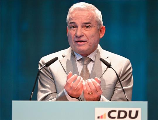 «Wer die verletzt, die uns schützen, muss hart bestraft werden», betont Innenminister Thomas Strobl.