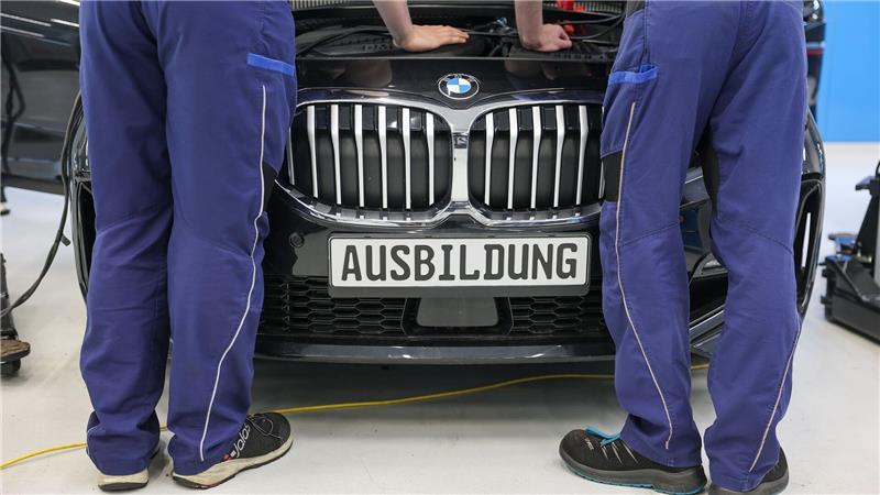 Wer eine Ausbildung abbricht und aus nicht gerade gehobenen Verhältnissen kommt, muss dafür oft teuer bezahlen. (Symbolbild) 