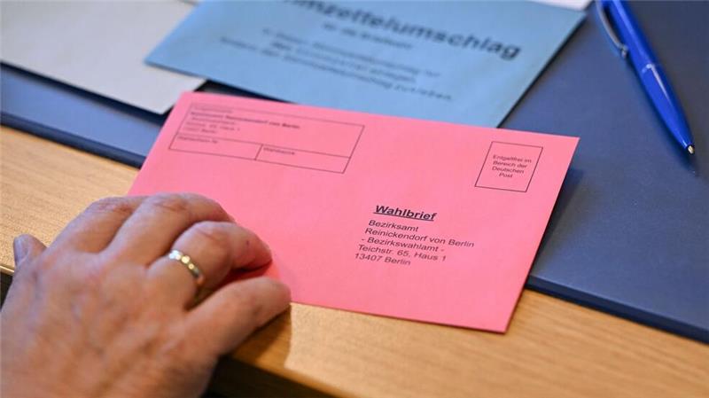 Wer falsche Briefwahlunterlagen erhalten hat, soll sich bei seiner Gemeinde melden. (Symbolbild) 