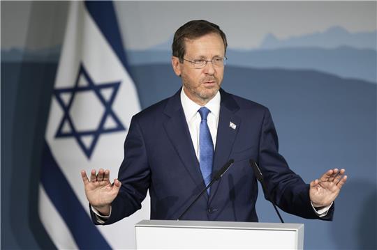 «Wer glaubt, dass ein echter Bruderkrieg eine Grenze ist, an die wir nicht gelangen werden, hat keine Ahnung.» Israels Präsident Izchak Herzog ist besorgt.