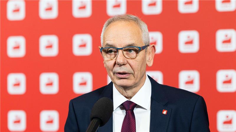 IGBCE-Chef: Superreiche zur Kasse bitten „Wer hier verdient, muss auch hier beitragen“: Michael Vassiliadis.