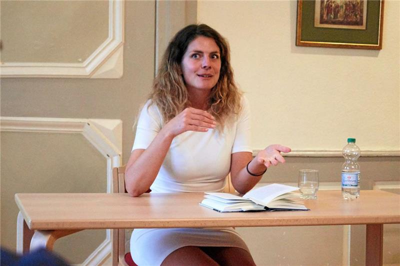 „Wer im Krieg groß geworden ist, dem fällt es schwer, anderen Menschen zu vertrauen“, sagt Afghanistan-Expertin Ronja von Wurmb-Seibel.  Foto: Franke