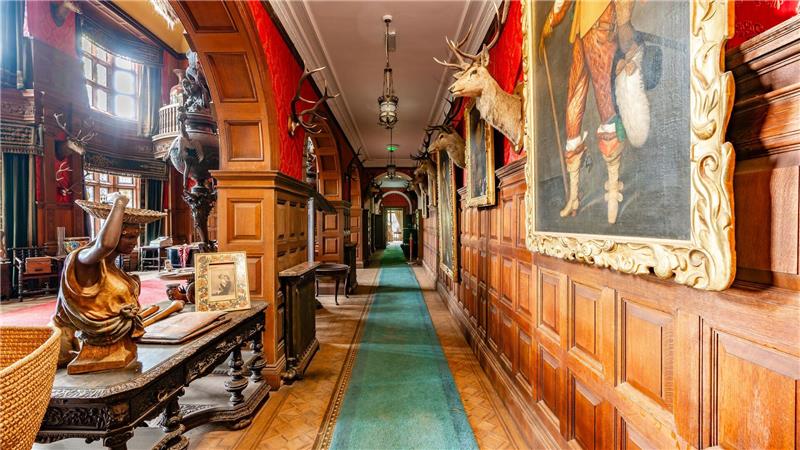 Schlossherrin oder Schlossherr in Schottland gesucht Wer mindestens 750.000 Pfund (etwa 900.000 Euro) zur Verfügung hat, darf träumen. (Foto: Nest Marketing/NatureScot /PA Media/dpa)
