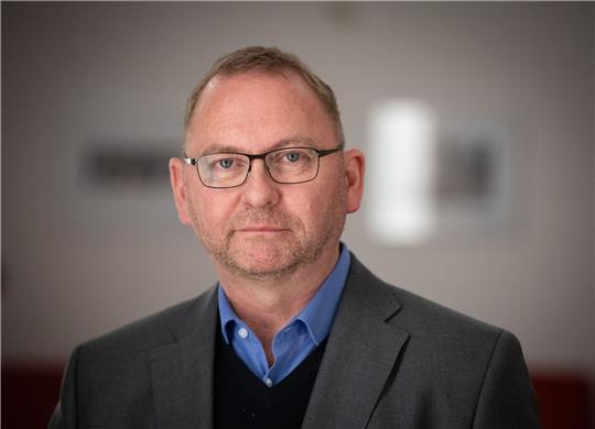 «Wer sich zu AfD-Positionen bekennt und die Programmatik vertritt, hat bei uns keinen Platz», sagt Frank Werneke.