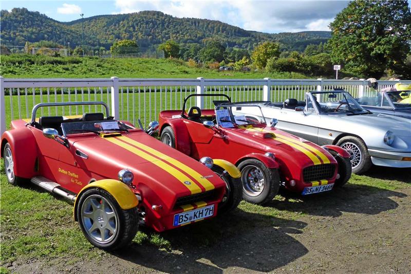 Wer solche Schätzchen in der Garage hat, fährt damit natürlich wirklich nur bei Sonne.