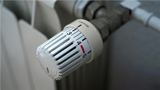 Wer trägt die Kosten durch den steigenden CO2-Preis? Der WWF hat Ideen. (Symbolfoto) 