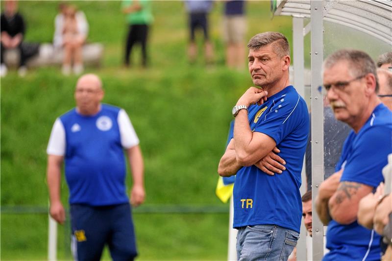 Trainer hat genug: Varnava schmeißt beim VfL Oker hin Wer wird sein Nachfolger? Nach dem Rücktritt von Doros Varnava sucht Fußball-Bezirksligist VfL Oker einen neuen Trainer. Foto: GZ-Archiv