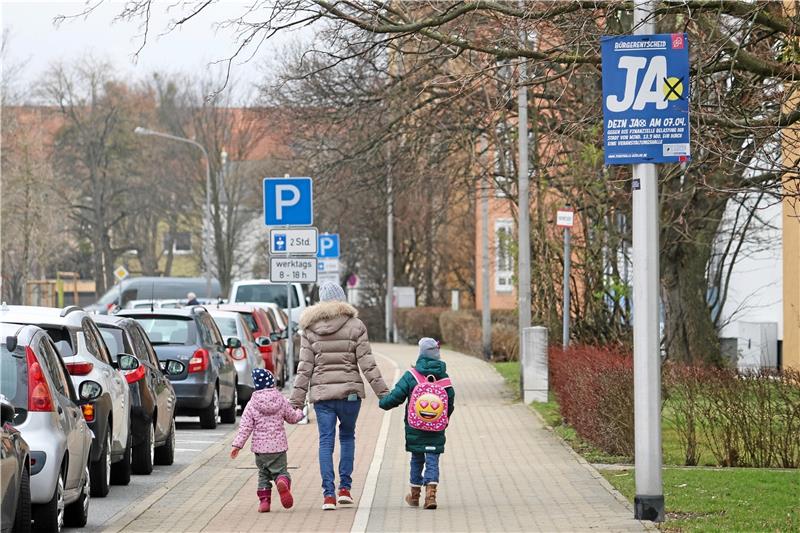 Stadthalle: In der Zeitenwende das Maß und die Mitte halten Werben für ein Ja beim Bürgerentscheid: Wer sein Kreuz am 7. April an dieser Stelle macht, spricht sich gegen eine finanzielle Beteiligung der Stadt Goslar am Bau der neuen Veranstaltungshalle im Pfalzquartier aus. Archivfoto: Epping