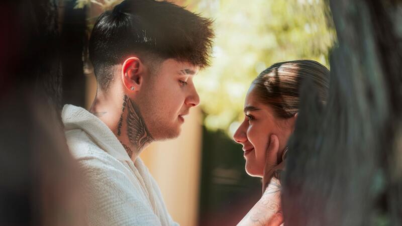 Nach RTL-Treuetest-Show: Paar heiratet und erwartet Baby Werden Eltern: Lisa-Marie und ihr Freund „Akka“.