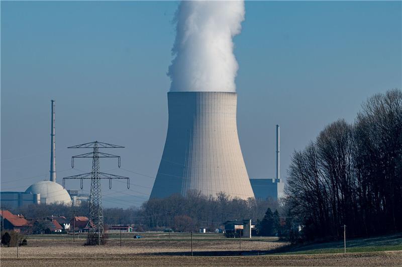 Gegner von grünem EU-Label für Atom und Gas scheitern Werden Investitionen in Gas- und Atomkraftwerke bald als «grün» eingestuft?