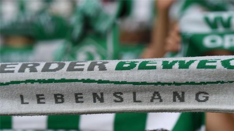 Nachhaltigkeitspreis für Team Malizia und Werder Bremen Werder Bremen erhielt den Deutschen Nachhaltigkeitspreis.