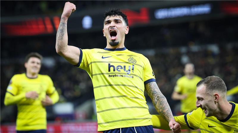Werder Bremen leiht Mittelfeldspieler Puertas von Al-Qadsiah Werder Bremen hat Cameron Puertas unter Vertrag genommen. (Archivbild)