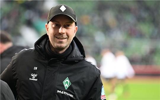 Werder Trainer Ole Werner beim Interview.