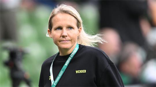 Werder Trainerin Friederike Kromp geht mit einem stark veränderten Kader in die neue Spielzeit. (Archivbild)