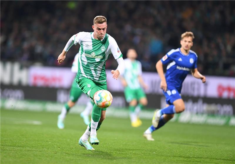 Schalkes Krise immer schlimmer: Niederlage in Bremen Werders Marvin Ducksch erzielt das Tor zum 2:0.