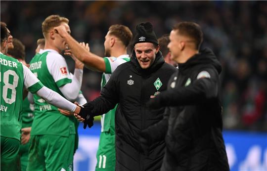 Werders Niclas Füllkrug jubelt über sein Tor zum 2:0.