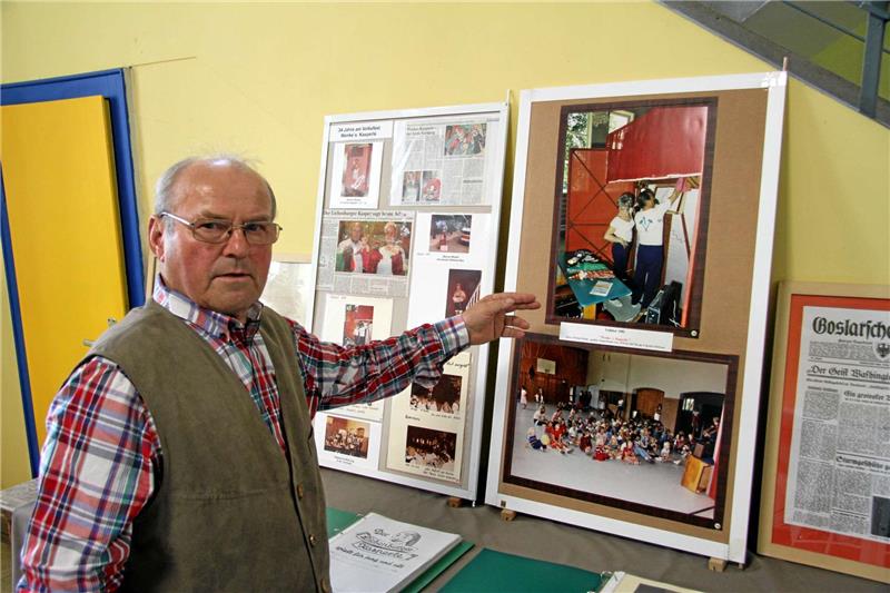 Werner Wenke erinnerte mit seiner Ausstellung an die Jahrzehnte, in denen an der Schule auch Puppentheater zum Angebot zählte.