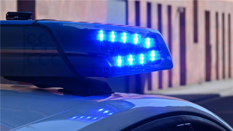 Unfall mit mehreren Autos auf A1 bei Buchholz Wie es zu dem Unfall auf der Autobahn kam, war zunächst unklar. (Symbolbild)