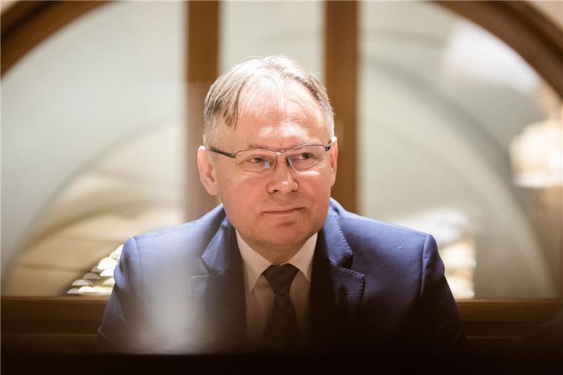 Klare Absage an Polens Reparationsforderungen Wie geht er mit der Absage um? Vize-Außenminister von Polen:
Arkadiusz Mularczyk.