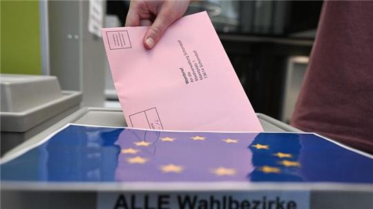 Wie in ganz Europa stellt sich auch in Deutschland die Frage, wie stark die rechten Parteien werden.