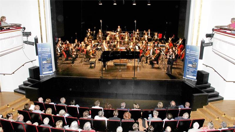 Wie schon in den vergangenen Jahren – hier zu sehen 2022 – wird das Musiktage-Eröffnungskonzert im Wolfenbütteler Lessingtheater veranstaltet.