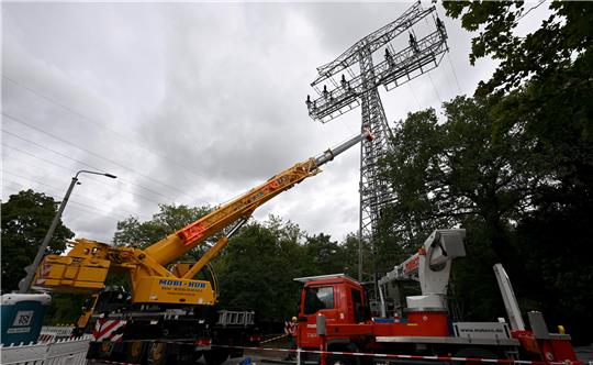 Arbeiten nach einem Stromausfall, Symbolbild