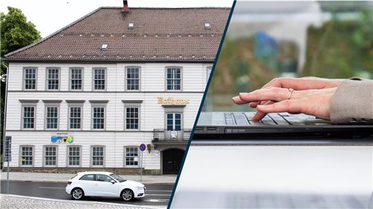 Eine Montage mit dem Clausthaler Rathaus links, und Händen auf einer Laptoptastatur rechts.