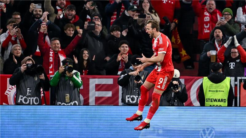 Wieder mal der Wegbereiter: Harry Kane jubelt nach seinem Elfmetertor zum 1:0. 