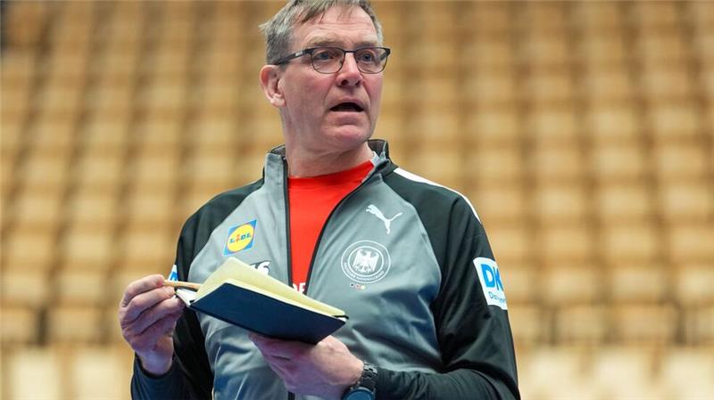 Das Kribbeln beginnt: Handballer heiß auf WM-Start Will mit der DHB-Auswahl an den olympischen Silber-Coup anknüpfen: Bundestrainer Alfred Gislason.