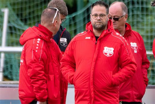 Will nach oben: Trainer Pedro Lopez und der TSV Münchehof gehen mit ambitionierten Zielen in die Saison. 
