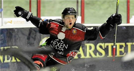 Harzer Falken mit Last-Minute-Transfer Stürmer Denis Gulda will künftig wieder für die Harzer Falken in der Eishockey-Regionalliga Tore schießen.