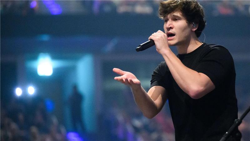 Wincent Weiss ist glücklich - und singt darüber. (Archivbild)