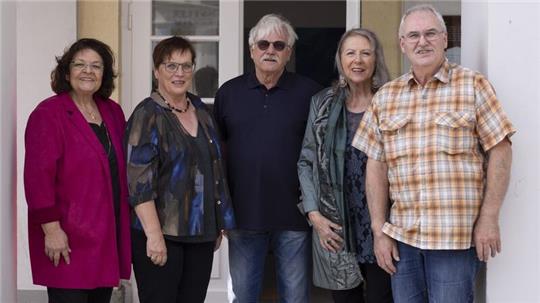 Winfried Spickermann (rechts) und vier weitere bekannte Künstler der Künstlervereinigung „Spektrum" bestehend aus Monika Deus (Baddeckenstedt), Gabriela Förster, Rolf Großjohann und Ursula Weigelt (alle Salzgitter) zeigen im Braunschweig ihre Werke.