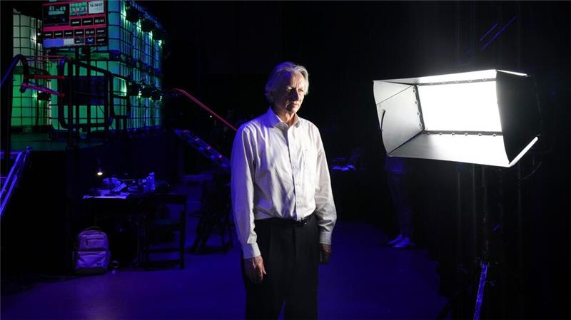 Physik-Nobelpreis für Wegbereiter Künstlicher Intelligenz „Wir haben keine Erfahrung damit, wie es ist, wenn Dinge intelligenter sind als wir“, sagt Geoffrey Hinton.