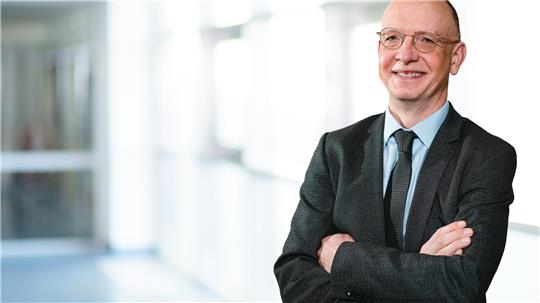 Sparmaßnahmen: Landrat sieht Kliniken im Harz gefährdet "Wir können nicht mehr an allen Fronten gleichzeitig kämpfen": Dr. Matthias Voth, Geschäftsführer des Harzklinikums Dorothea Christiane Erxleben.