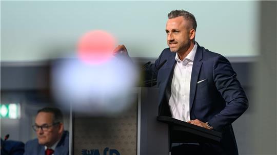 „Wir müssen es alleine schaffen“, sagte AfD-Spitzenkandidat Ulrich Siegmund.