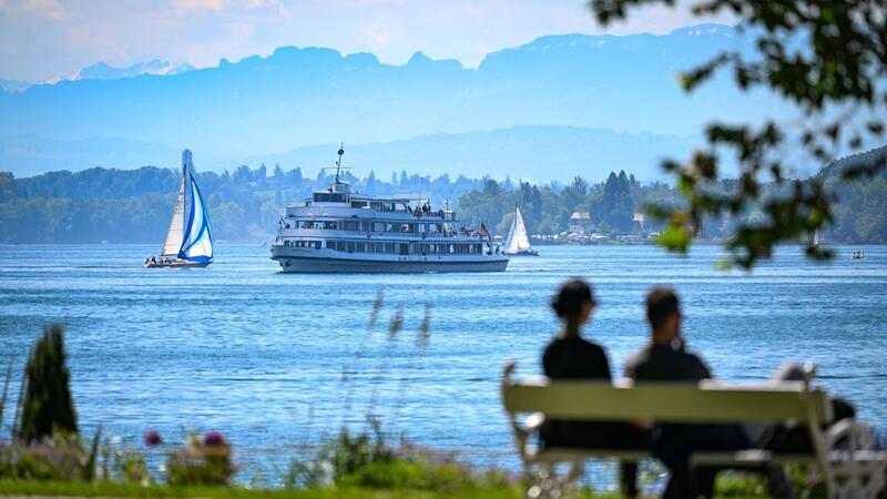 Auswertung zeigt: Bodensee wird wärmer „Wir wissen noch nicht sehr viel, aber es gibt erste Hinweise“, sagt der Leiter der Forschungsstelle, Alexander Brinker.