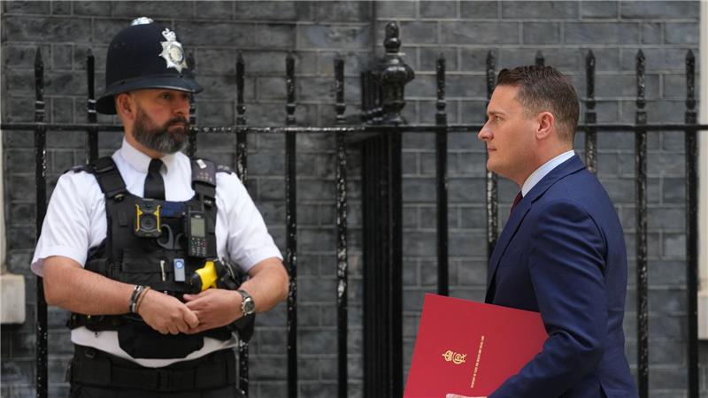 Wird Gesundheitsminister Wes Streeting Regierungschef Starmer herausfordern?